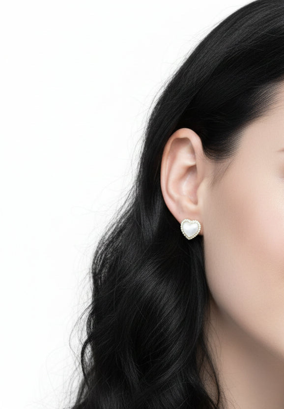 18k Gold Mother-Of-Pearl Heart Earrings