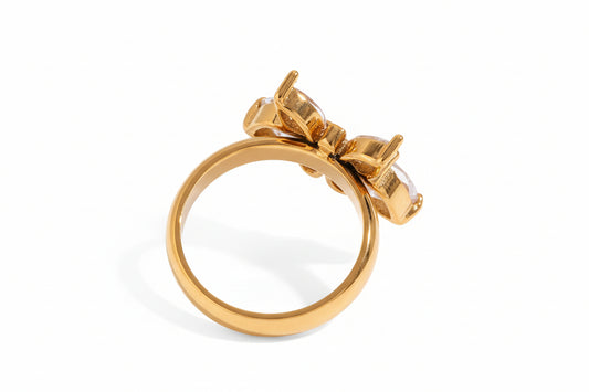 18K Gold Diamond Butterfly Ring