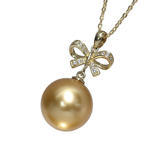 18K Gold Freshwater Pearl Pendant Necklace