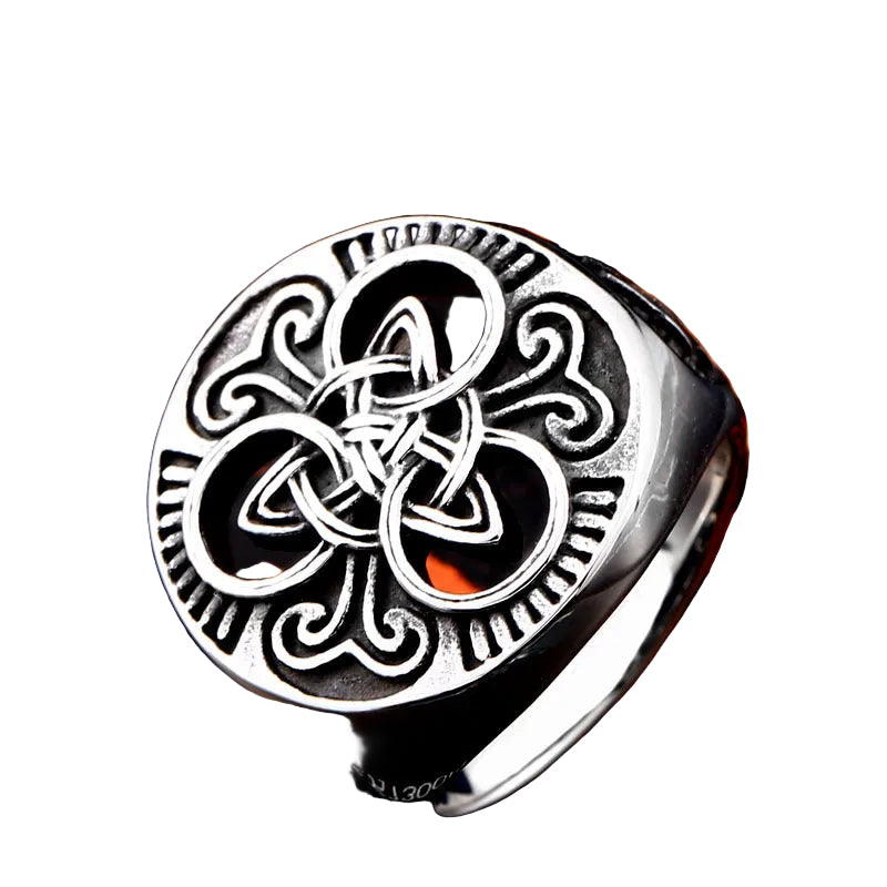 Men's Central Triquetra (trinity knot) Viking Ring